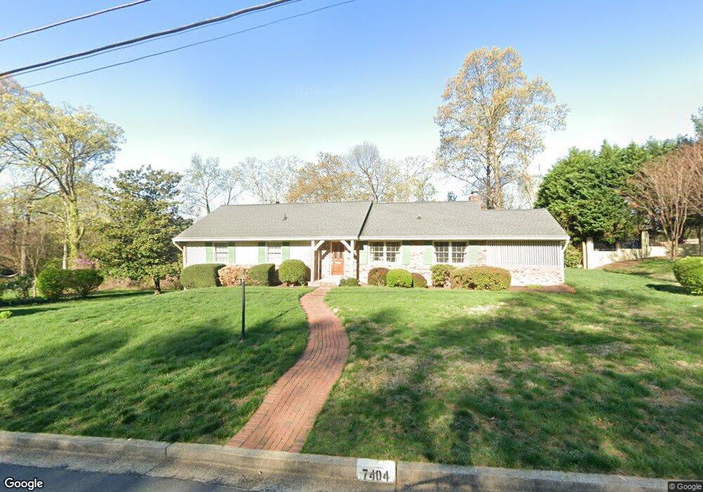 7404 Burtonwood Dr, Alexandria, VA 22307 - photo 1