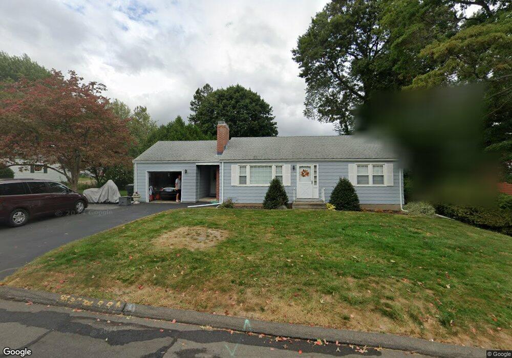 38 Carleton Rd, West Hartford, CT 06107 - photo 1