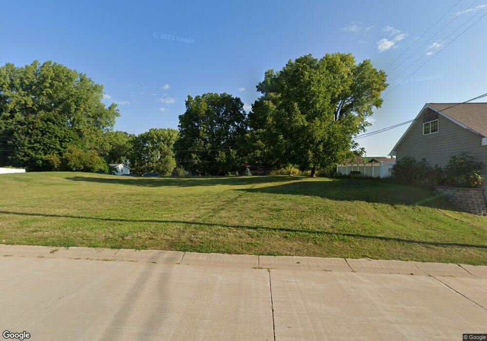 1392 Summit Dr, Winona, MN 55987 - photo 1