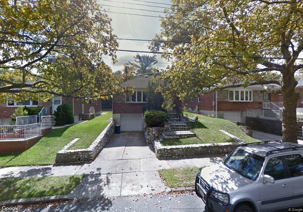 26228 60th Rd, Little Neck, NY 11362 - photo 1