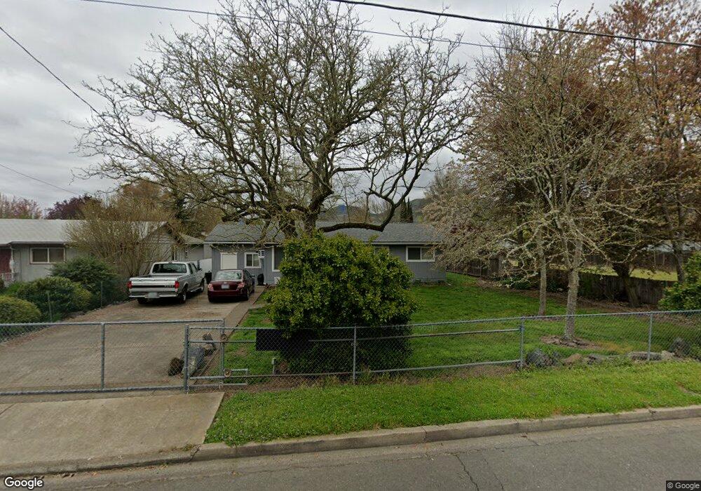 1206 SE N St, Grants Pass, OR 97526 - photo 1