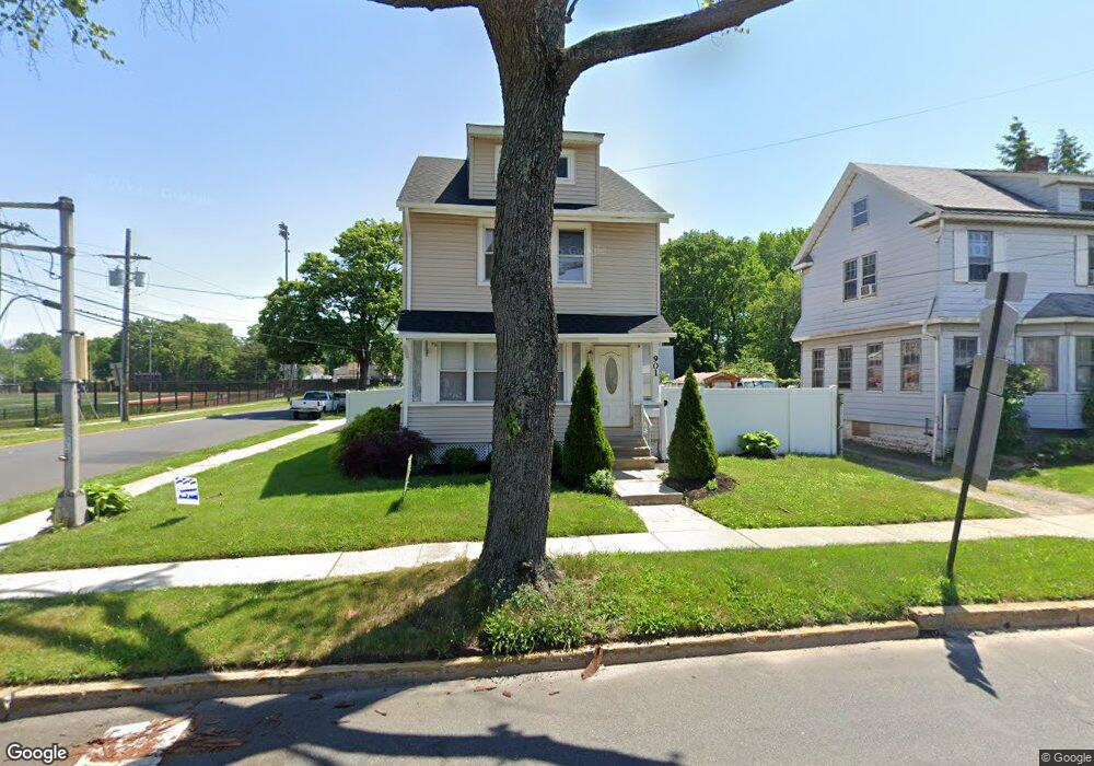 901 Chestnut St, Roselle, NJ 07203 - photo 1