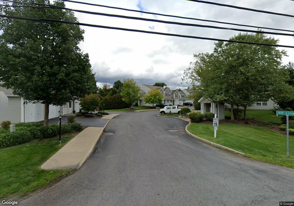 13 Cherry Blossom Ct, Rotterdam, NY 12306 - photo 1