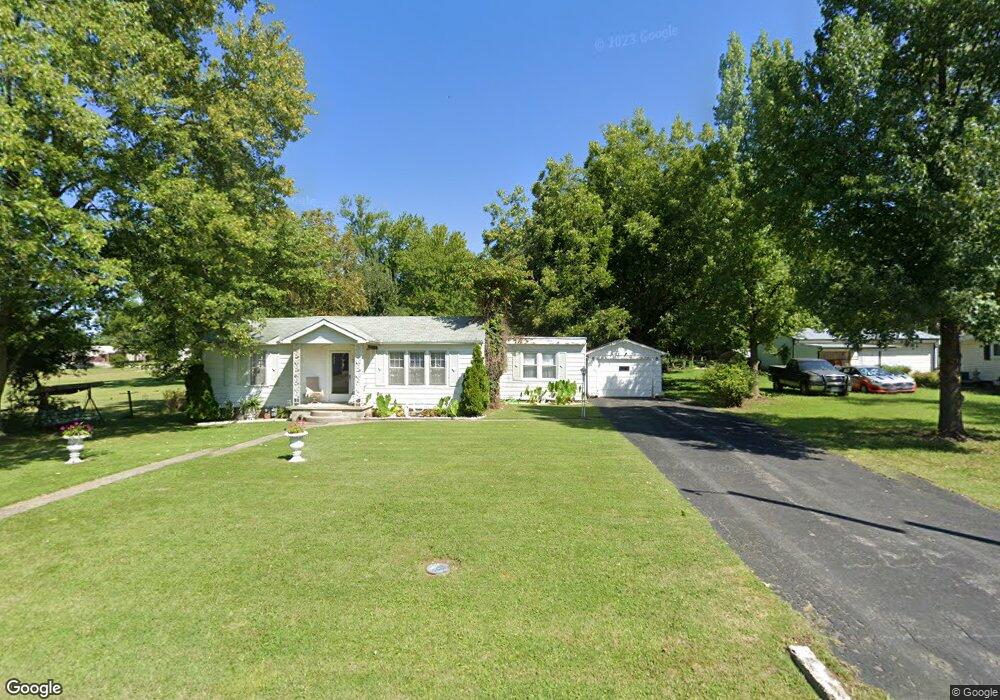 140 Old Cain Rd, Harrisburg, IL 62946 - photo 1