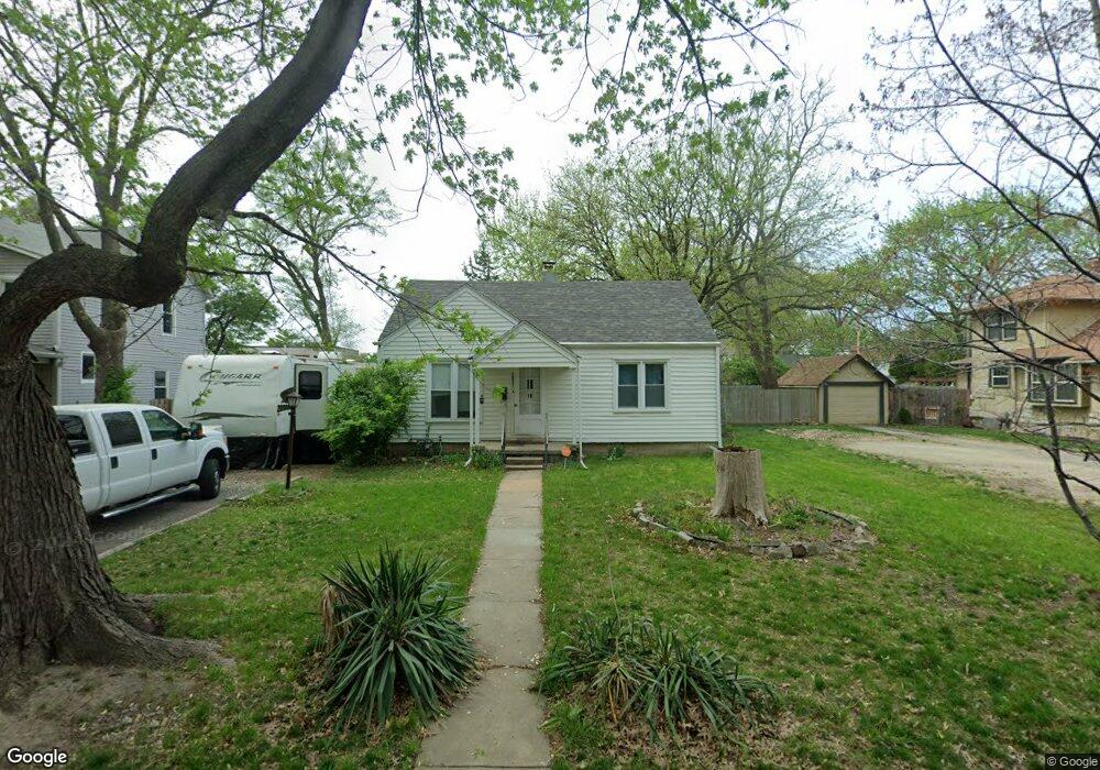 1621 SW Wayne Ave, Topeka, KS 66604 - photo 1