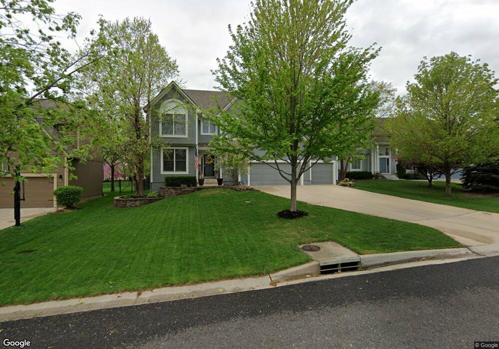 19637 W 98th St, Lenexa, KS 66220 - photo 1