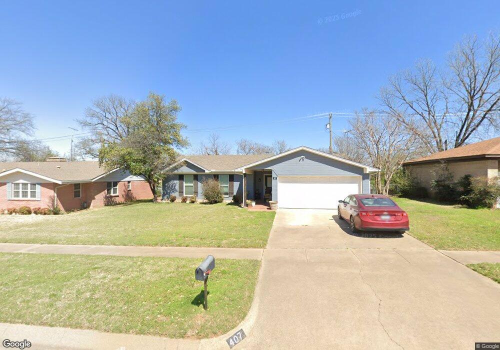 407 S Ridgeway Dr, Cleburne, TX 76033 - photo 1