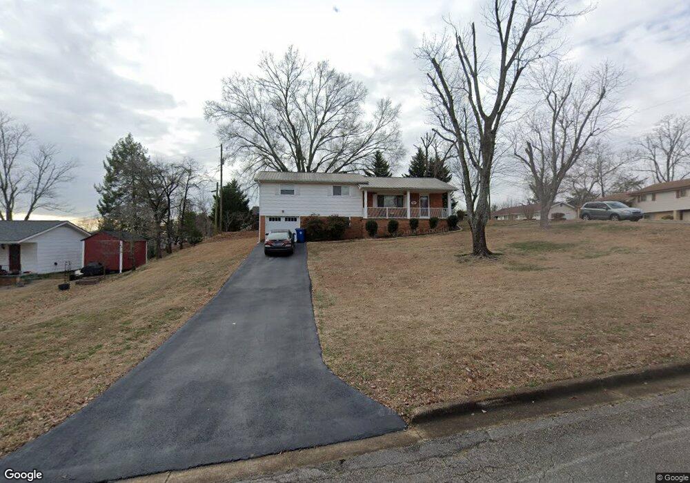 1362 Polaris Dr, Hixson, TN 37343 - photo 1