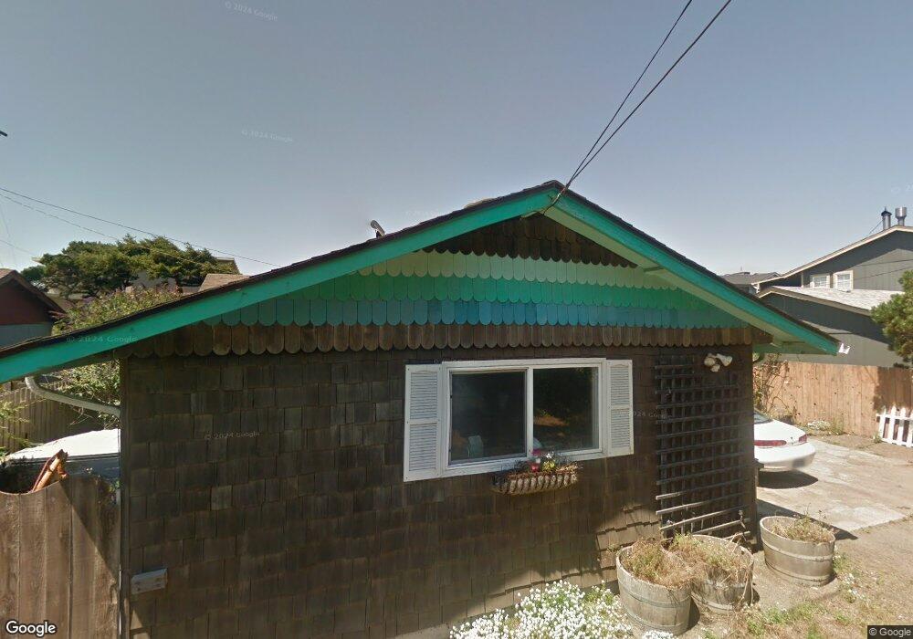 1044 SW Mark St, Newport, OR 97365 - photo 1