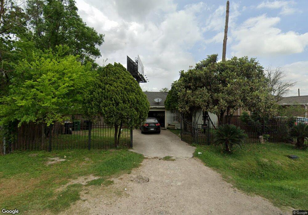 2523 Fairbanks St, Houston, TX 77026 - photo 1