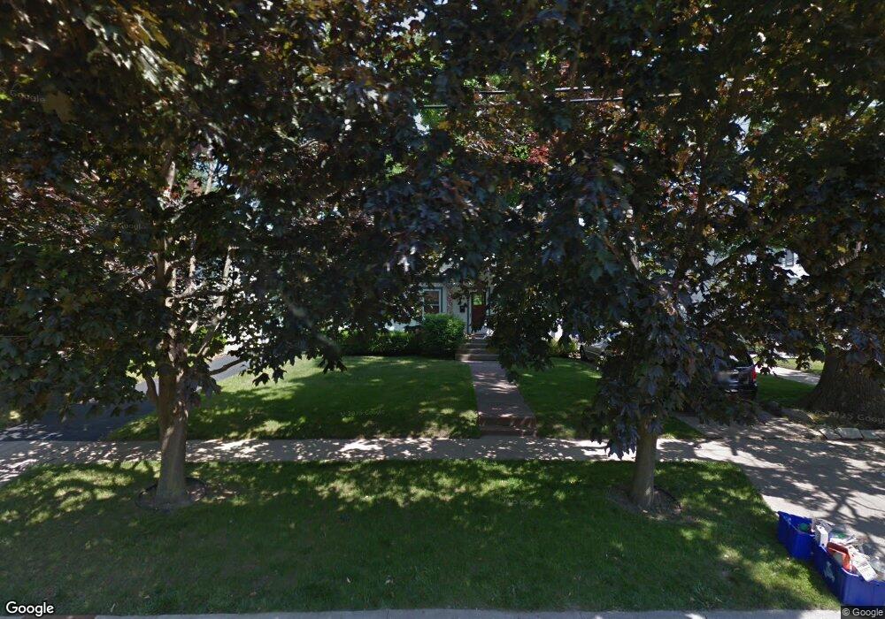 404 W Keith Ave, Waukegan, IL 60085 - photo 1