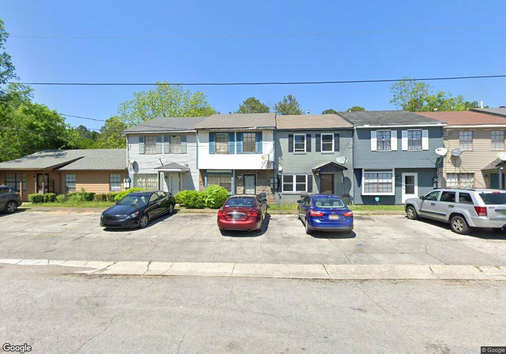 1955 Springlake Ct, Birmingham, AL 35215 - photo 1