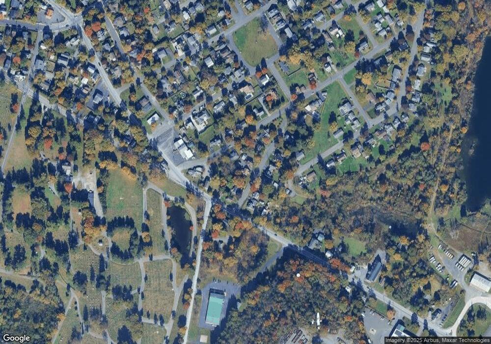 10 Becraft Ave, Hudson, NY 12534 - photo 1