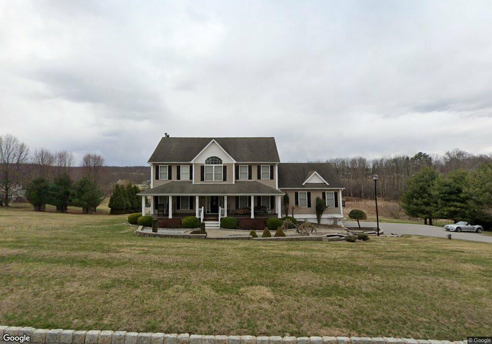 8 von Trapp Ct, Washingtonville, NY 10992 - photo 1