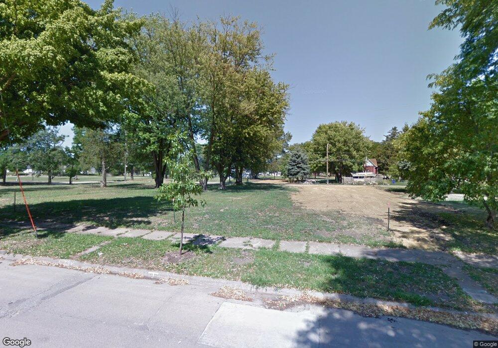 65 20th Ave SW, Cedar Rapids, IA 52404 - photo 1