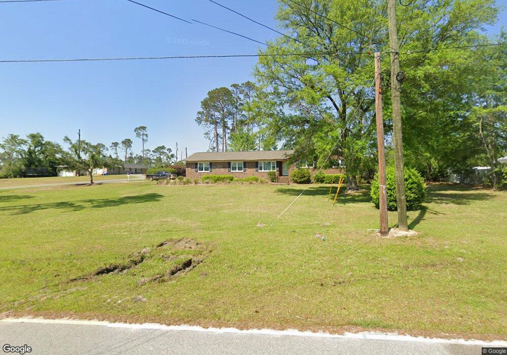 713 Forest Cir, Douglas, GA 31533 - photo 1