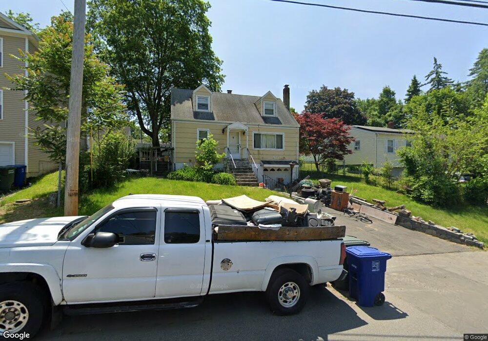 121 Douglas St, Bridgeport, CT 06606 - photo 1