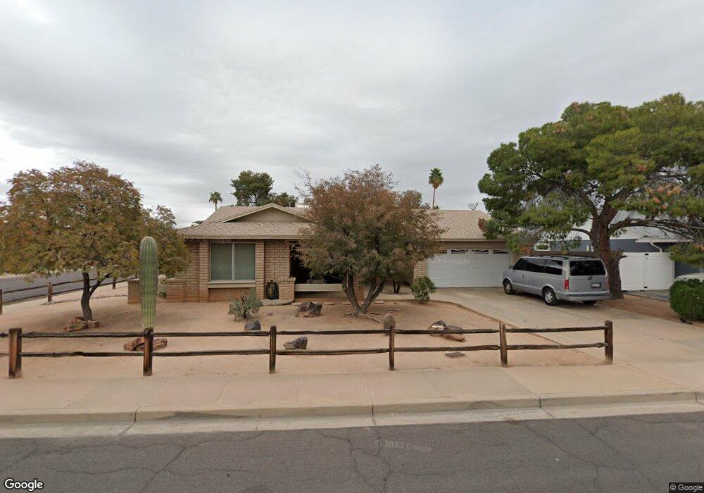 670 W Los Lagos Vista Ave, Mesa, AZ 85210 - photo 1