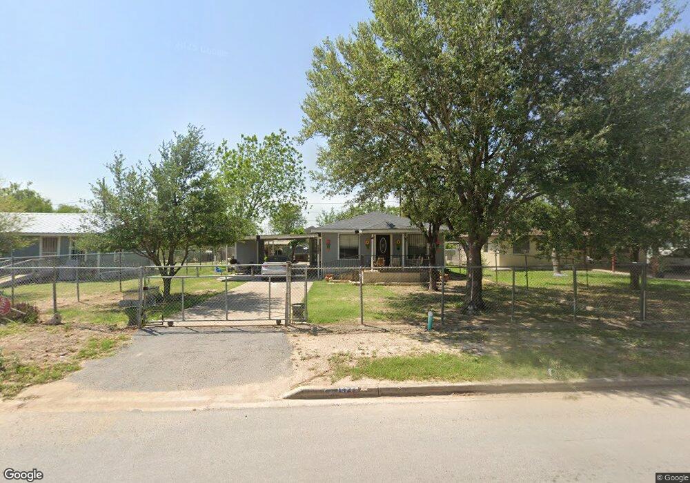 1421 Santa Barbara Dr, Alamo, TX 78516 - photo 1