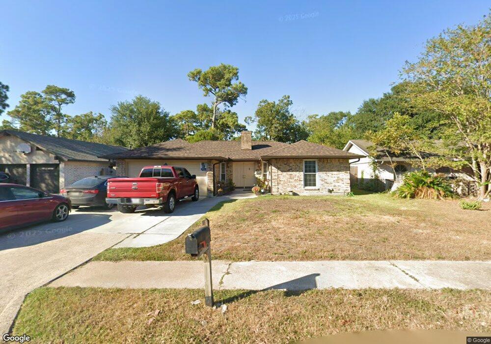 7246 Stonegate Dr, Houston, TX 77040 - photo 1