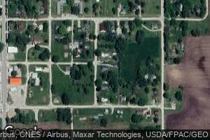 108 East St, Delta, IA 52550