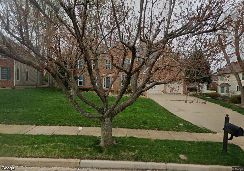 1724 Drewlaine Dr, Vienna, VA 22182 - photo 1