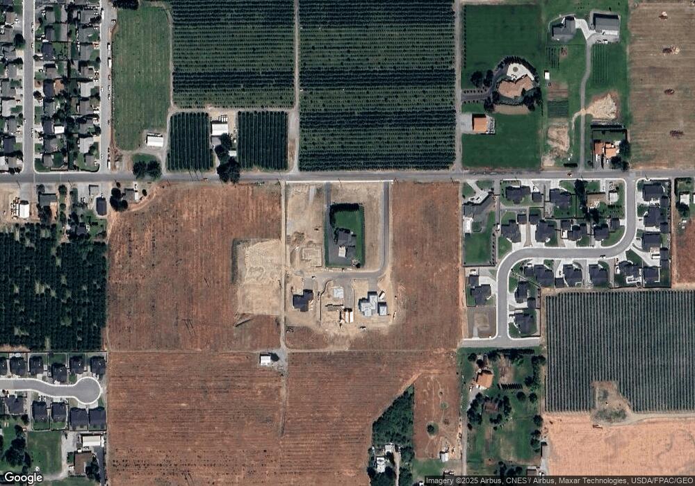 2236 6th St SE, East Wenatchee, WA 98802 - photo 1