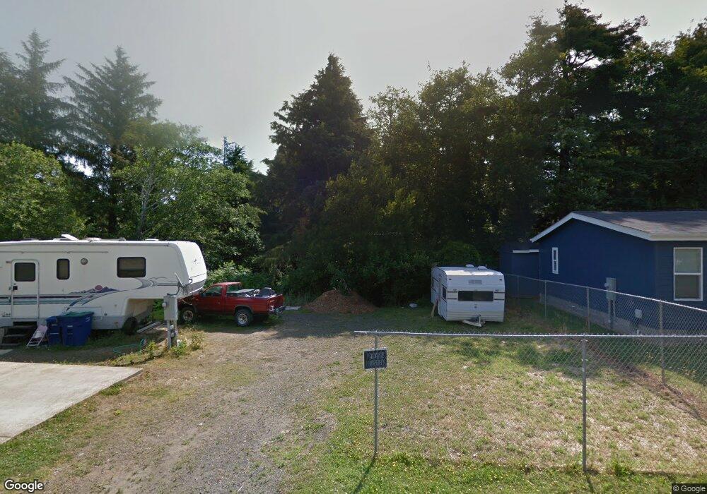 208 SE Oar Ave, Lincoln City, OR 97367 - photo 1