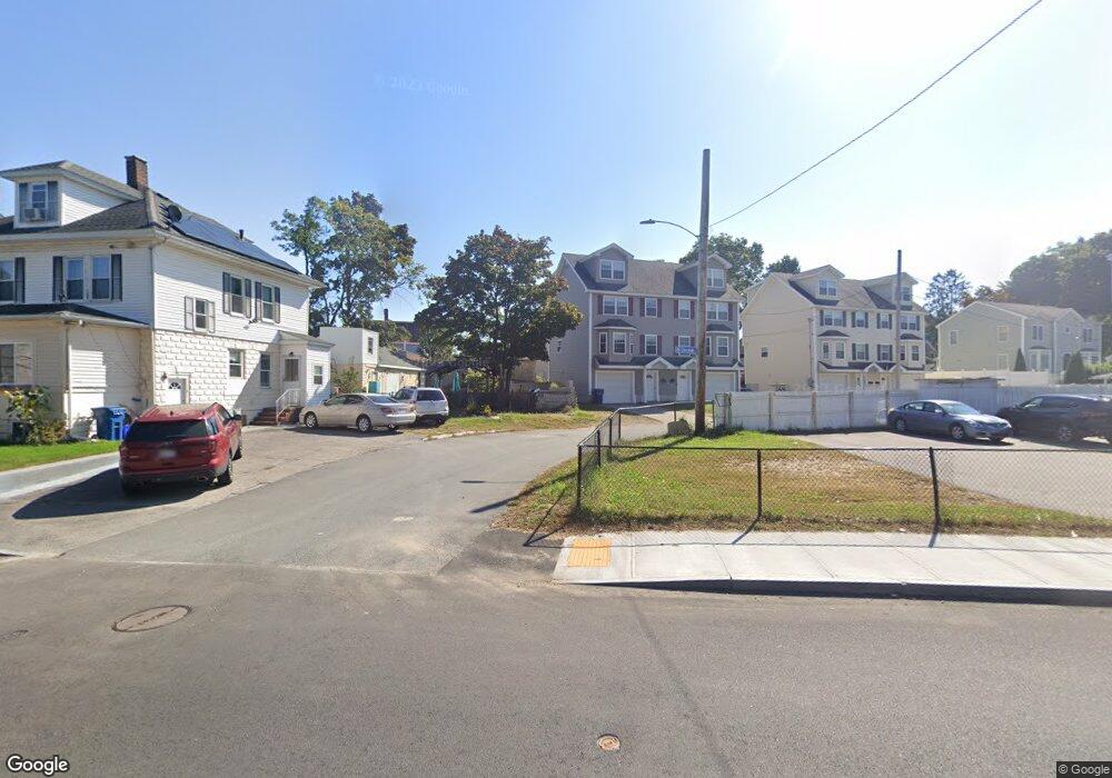 8 Ferry St unit 18, Lawrence, MA 01841 - photo 1