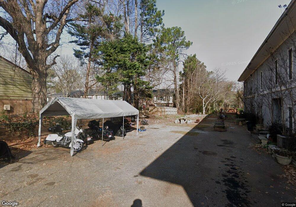 147 Oaktree Square, Athens, GA 30606 - photo 1