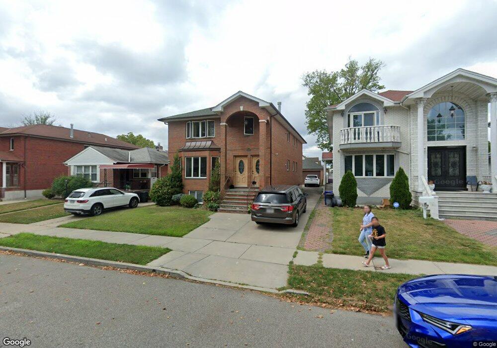 199-03 50th Ave unit 2 Fl, Fresh Meadows, NY 11365 - photo 1