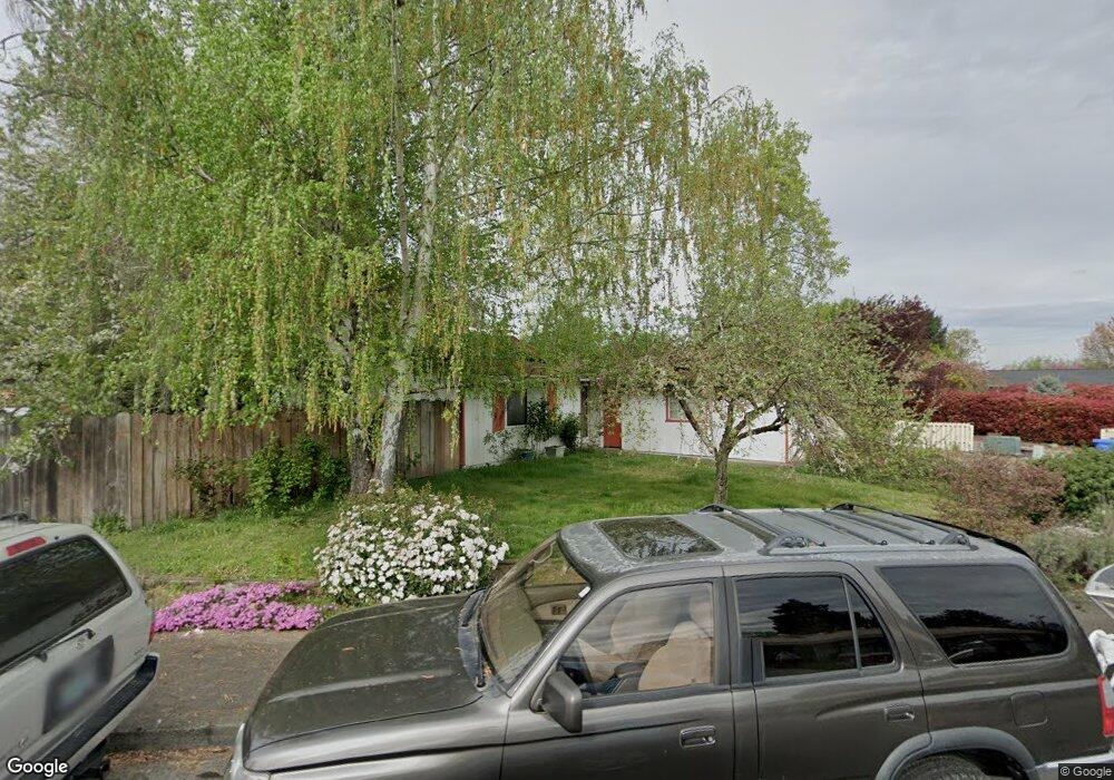 1896 Meadow Glen, Grants Pass, OR 97527 - photo 1