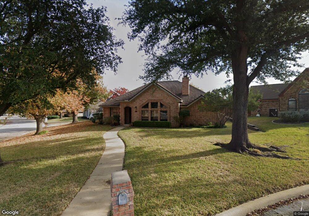 521 Sunset Ct, Hurst, TX 76054 - photo 1