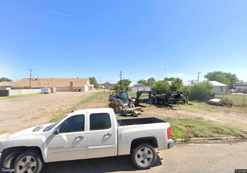 415 S Birge Ave, Dumas, TX 79029 - photo 1