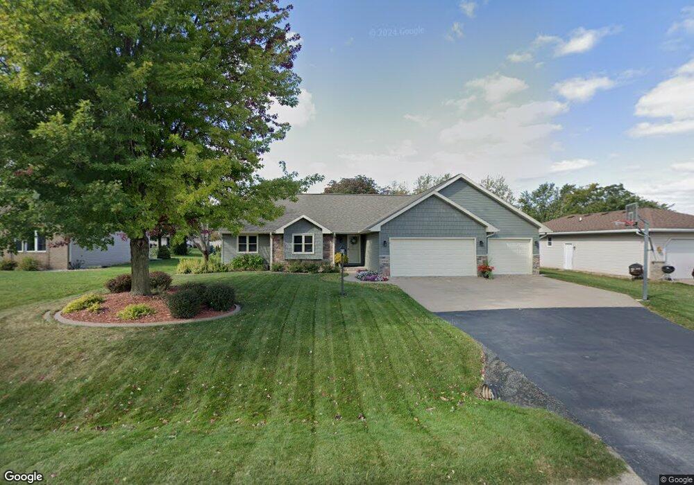 N9569 Garnet Ct, Appleton, WI 54915 - photo 1