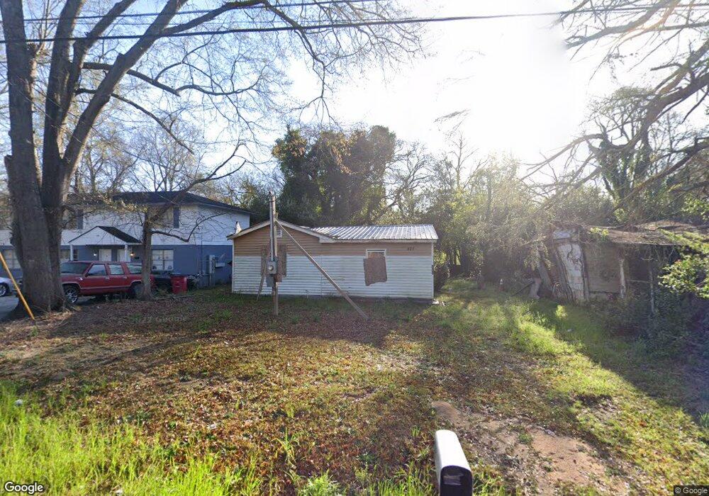 921 Magnolia Dr, Macon, GA 31217 - photo 1