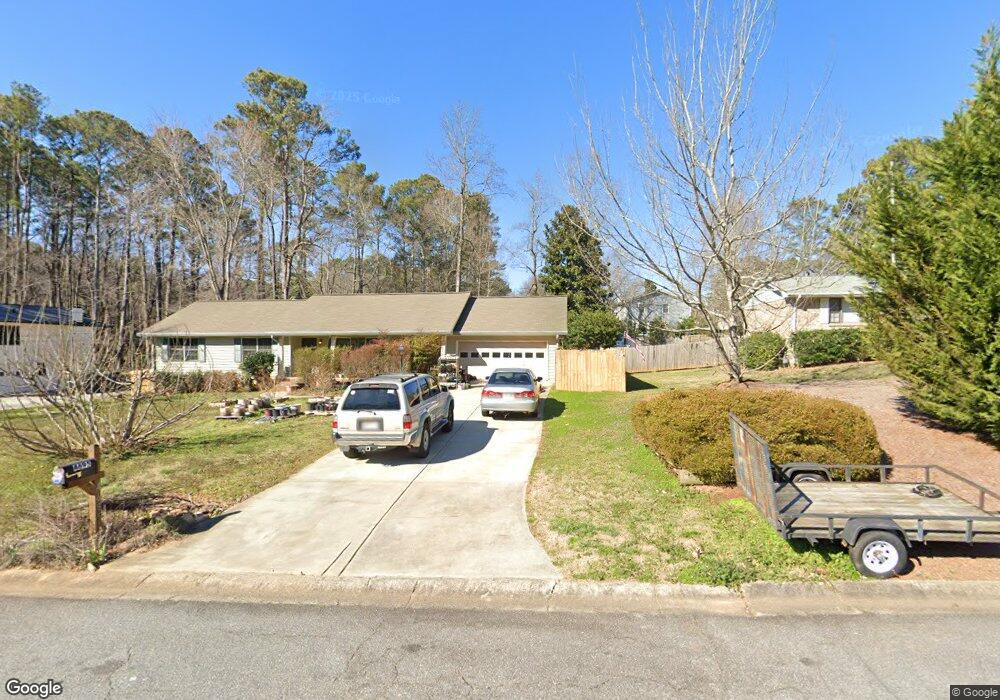 4695 Mountain Creek Dr NE, Roswell, GA 30075 - photo 1