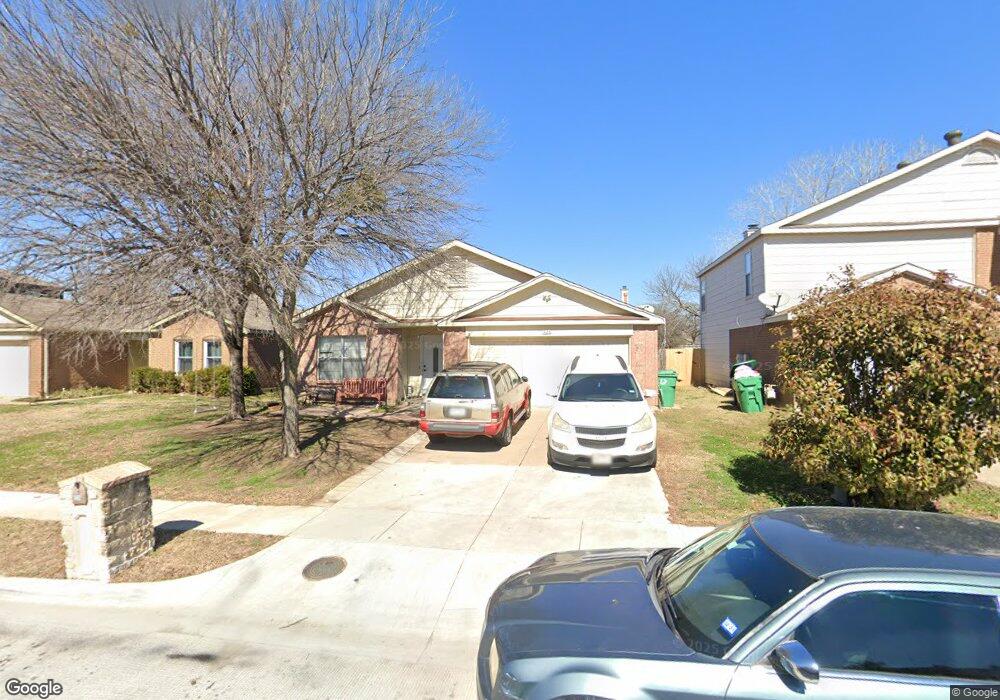 928 Beechwood Dr, Denton, TX 76210 - photo 1