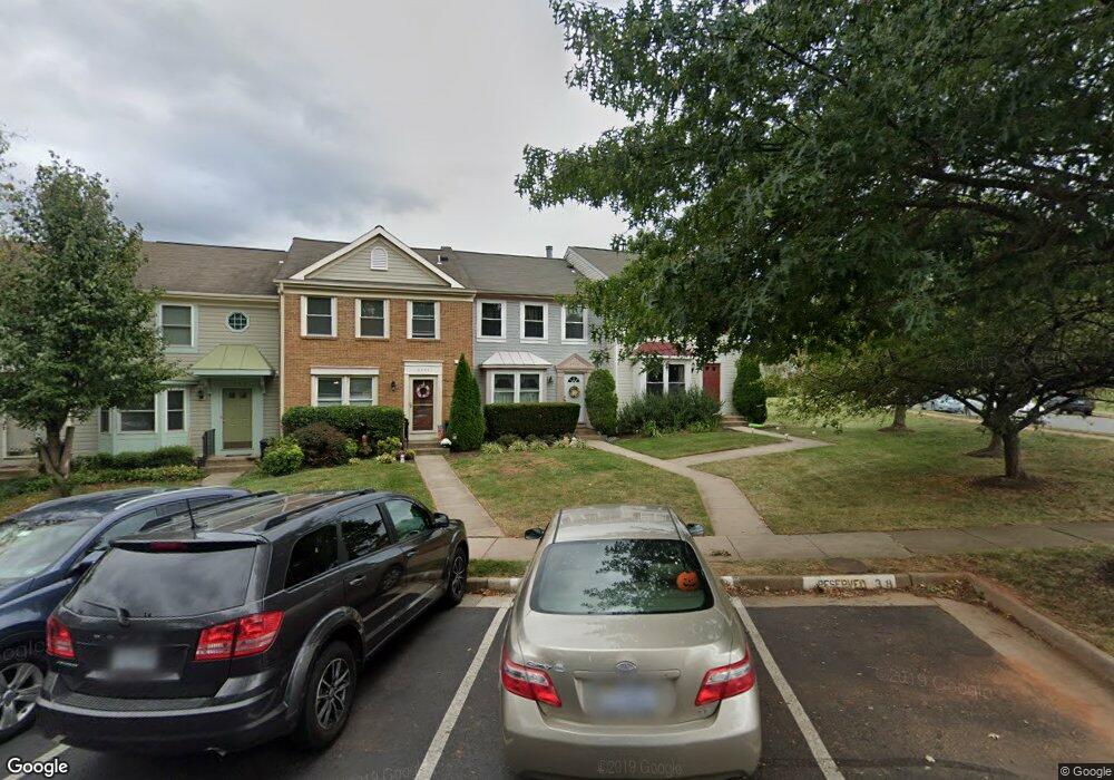 3773 Mazewood Ln, Fairfax, VA 22033 - photo 1