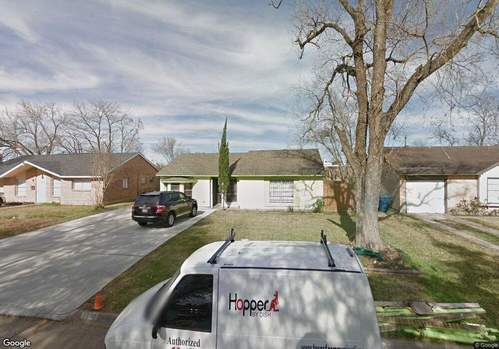 5606 Arthington St, Houston, TX 77053 - photo 1