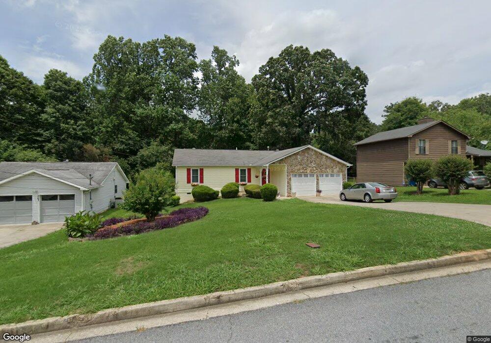 559 Oak Trace Ct, Jonesboro, GA 30238 - photo 1