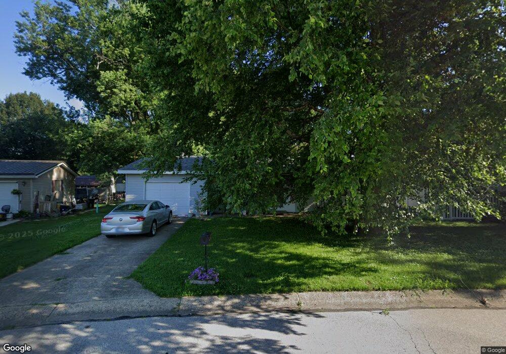 1211 NE 2nd St, Washington, IN 47501 - photo 1