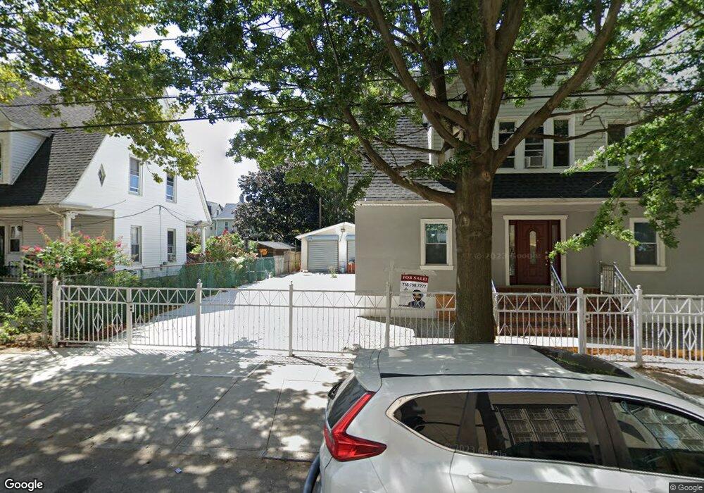 9112 113th St, Richmond Hill, NY 11418 - photo 1