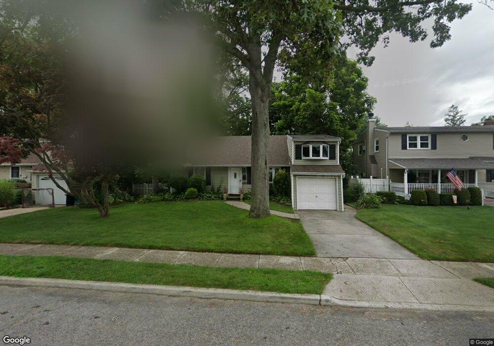 3881 Maplewood Dr, Seaford, NY 11783 - photo 1