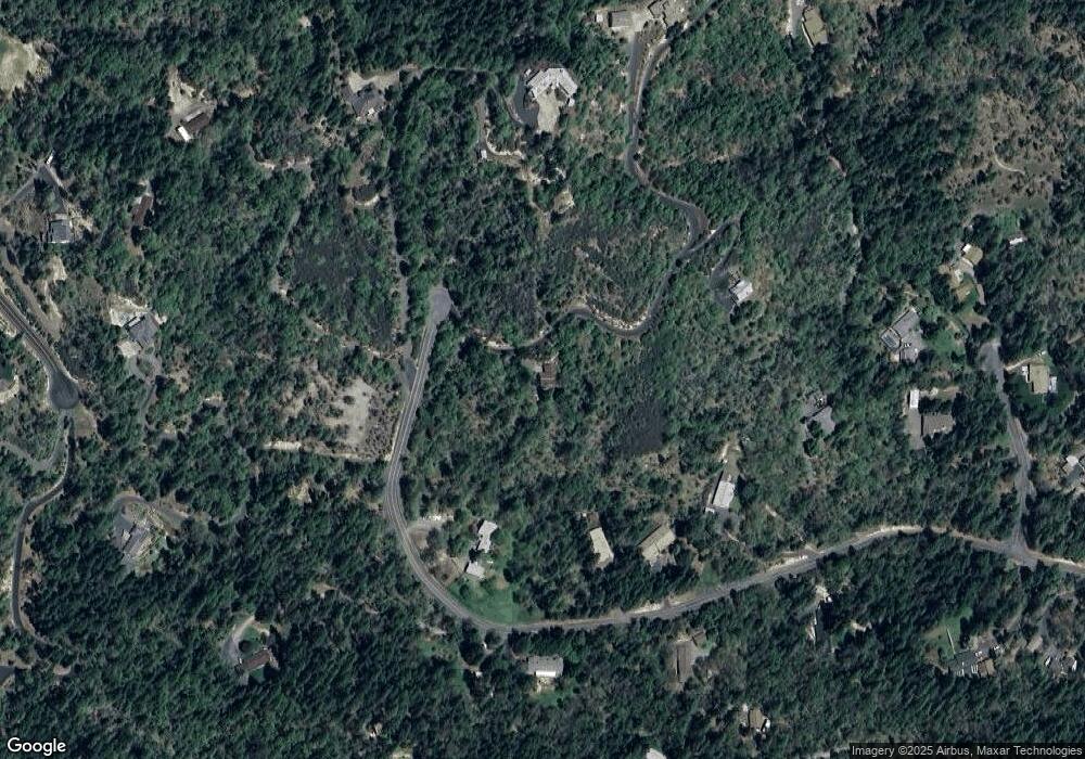 3577 Campus View Dr, Grants Pass, OR 97527 - photo 1