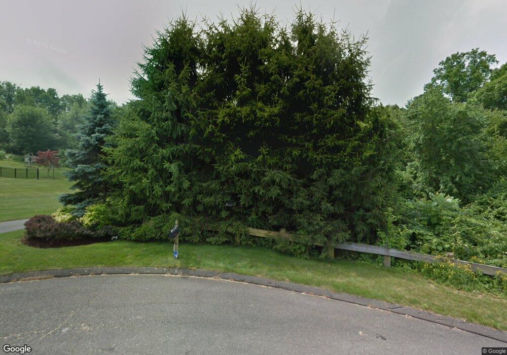 22 Shadowood Ln, Trumbull, CT 06611 - photo 1