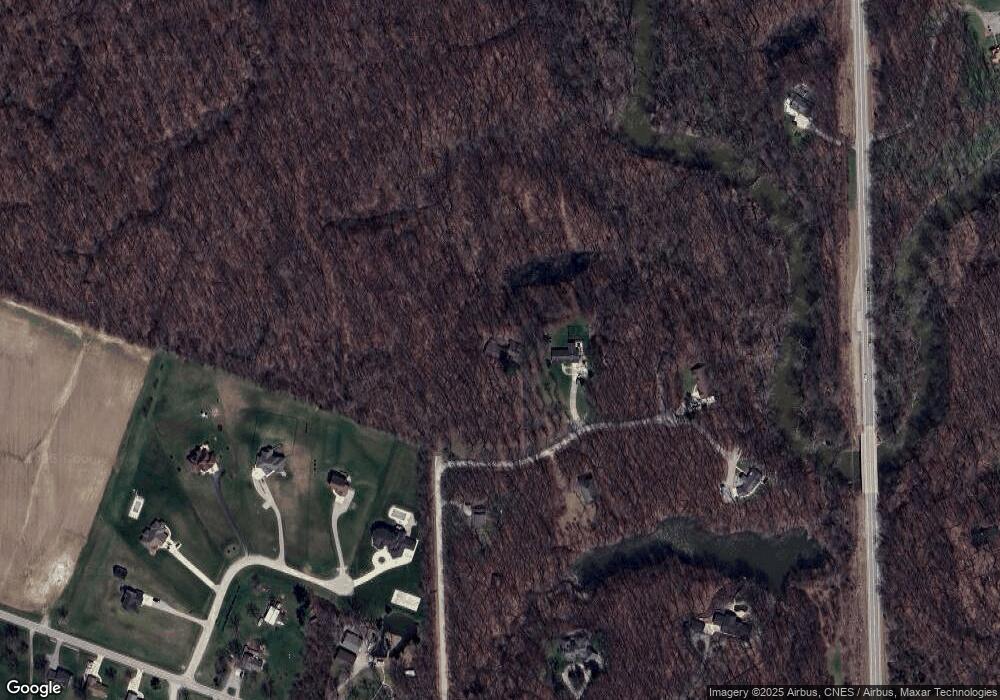 5017 Hickory Ln, Fort Wayne, IN 46845 - photo 1