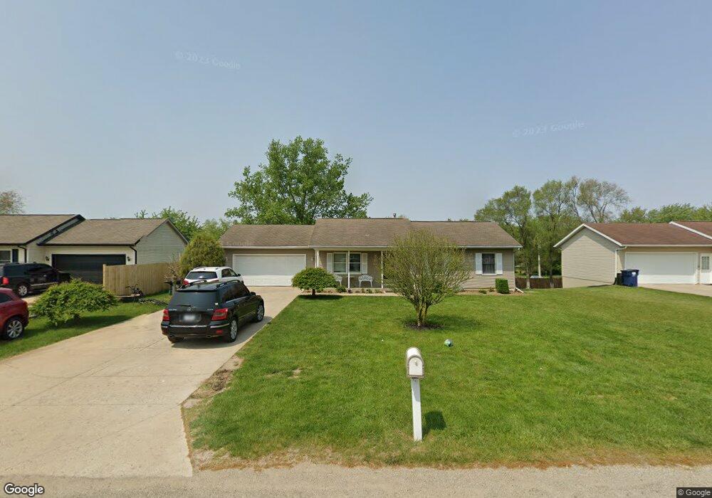 313 N Lakeland Dr, Lagrange, IN 46761 - photo 1