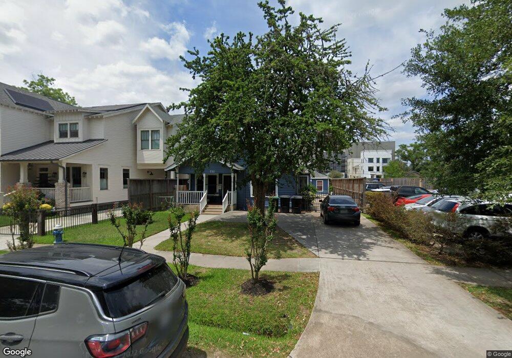 733 E 10th St, Houston, TX 77008 - photo 1