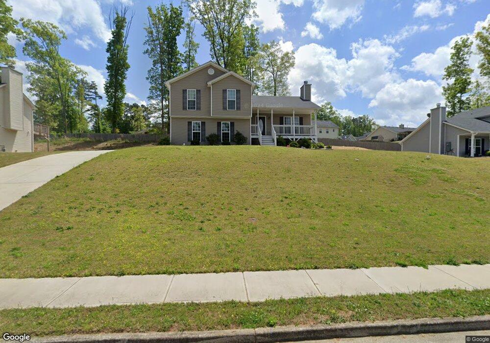 586 Embassy Walk unit 25C, Winder, GA 30680 - photo 1